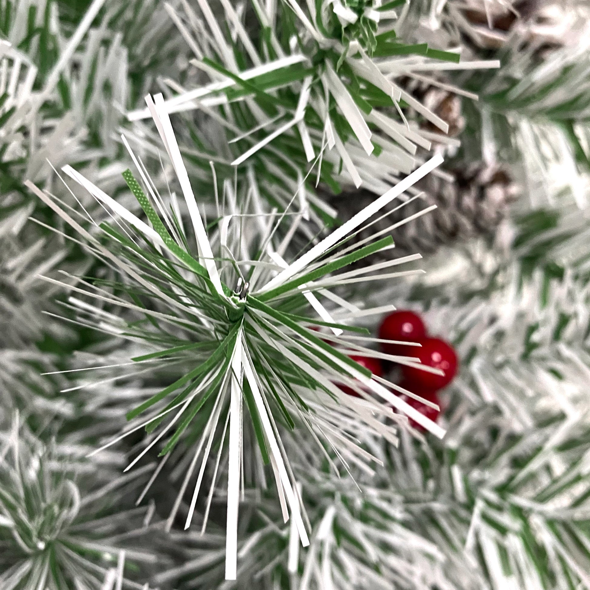 Pre-lit Xmas Tree Artificial Christmas 4-Piece Set,Garland, Wreath and Set of 2 Entrance Trees X-mas Doba